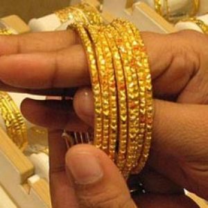 Chennai Gold Price Today: Slight Drop After Reaching Record High, Silver Rates Steady