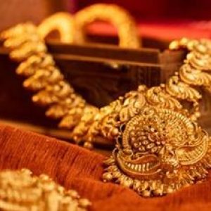 Chennai Gold Rate Today (30 June 2026): 22K Gold Falls ₹270, Silver Down ₹5
