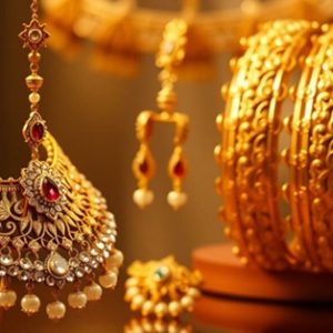 Gold Price Today in Chennai (July 4, 2026): 22K Gold Steady at ₹13,700, Silver Remains Unchanged at ₹260