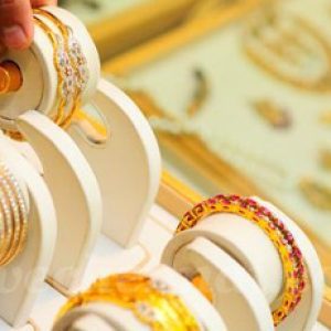 Gold Price in Chennai Today (March 17, 2026): Rate Falls to ₹1,17,200 per Sovereign