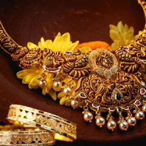 Gold Prices Surge Again in Chennai; Silver Jumps Rs 9,000 per Kg