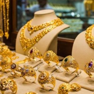 Chennai Gold Rate Today: 22K Price Drops by ₹150, Silver Steady